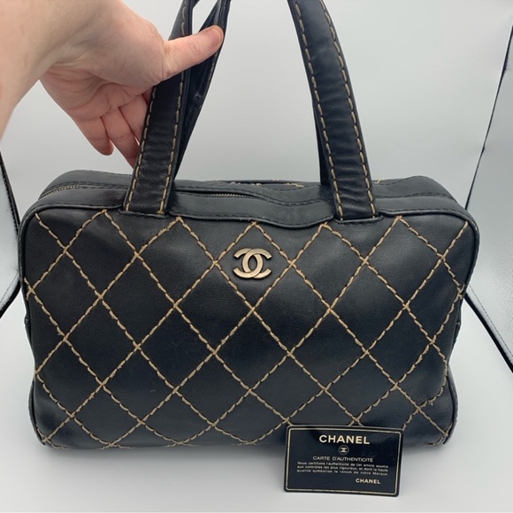CHANEL Handbags - Chanel Black and Gold Quilted Shoulder Bag